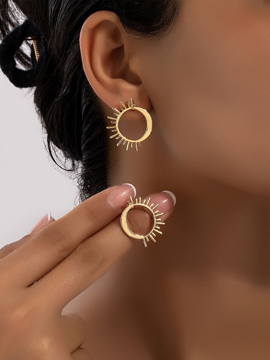 1 Pair Simple Sun Moon Design Stud Earring for Women - Yellow Gold - View 1