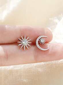 اقراط مسماري شكل غير متماثل مكعب زركونيا مناسب للنساء زوج واحد