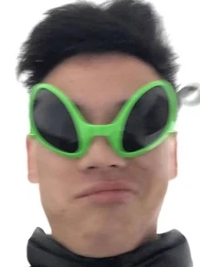 زوج من أغطية الرأس ذات قرون الكائن الفضائي المزينة بنظارات عين الذبابة الخضراء لأغراض الأزياء والحفلات، نظارات حفلة الكائن الفضائي ملحقات ظلال عيد ساحرة الشاطئ ظلال النظارات