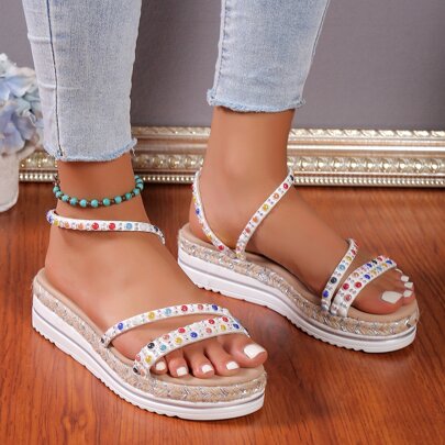 Women's Fashionable Rivet Decorated Thick Sole Sandals For Holiday