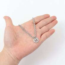 圓形A-Z最初吊墜項鍊男士經典不銹鋼寬度3MM繩索鏈條樣式項鍊適合男士 - 銀色 - 查看 3