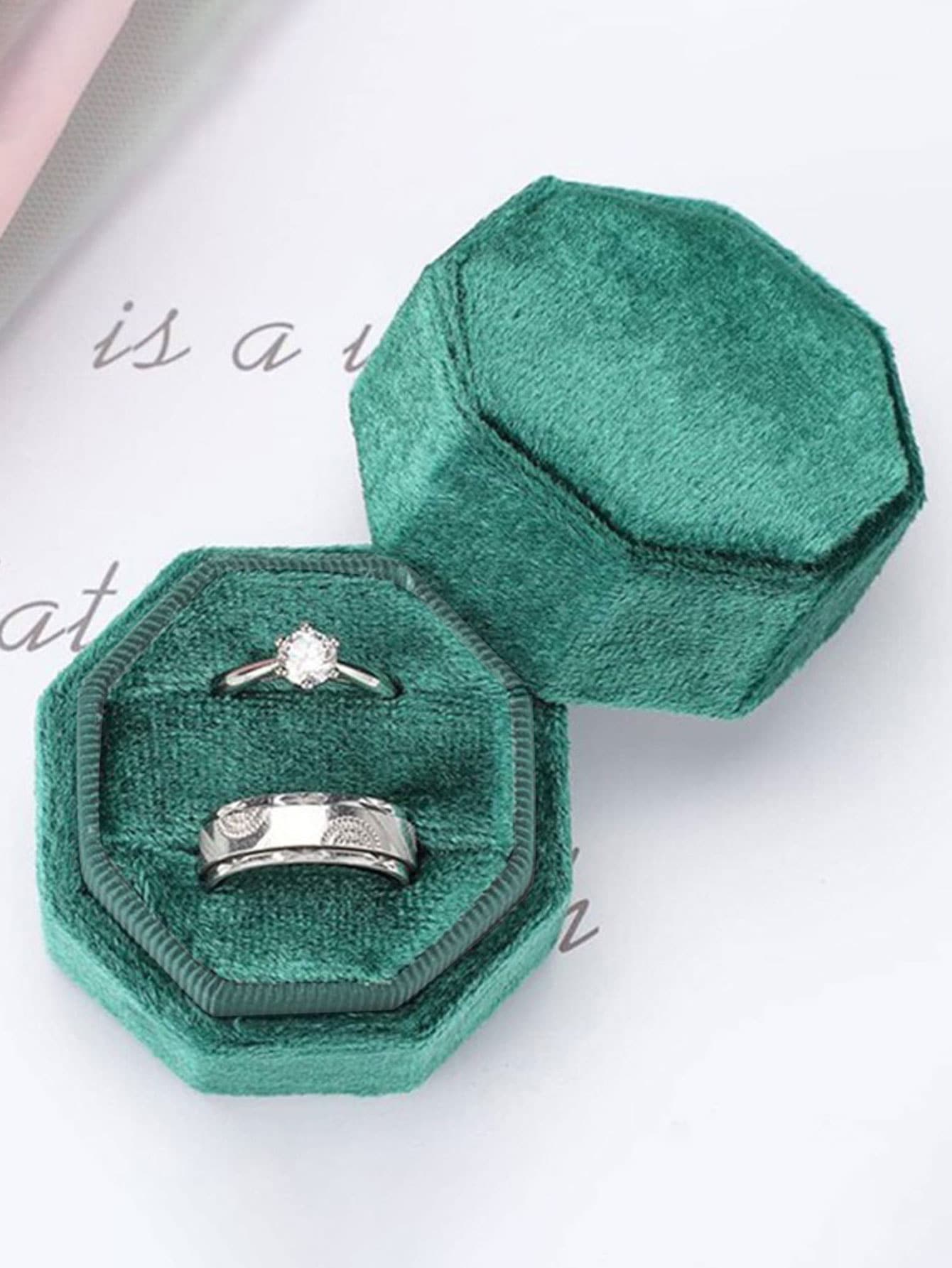 1pc Solid Colored Portable Ring Storage Box - Green - View 1