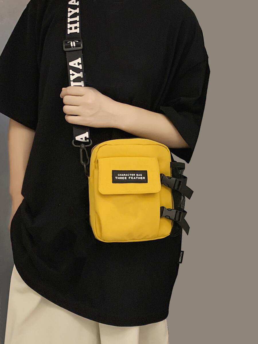 适合高中生和大学新生的多功能斜挎包，单肩包，迷你男士字母图案休闲方形包，带包饰，手提包，适合旅行、大学、运动、男士包包的书包，斜挎包，侧包，学校用品，秋季男士信使包，圆筒包，老钱，万圣节，圣诞节男士礼物，尖叫男士包，男士冬季男士包，户外感恩节假期收纳包，手提包，腰包，腰带包，骑行包，腰包，沙滩包，健身包