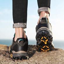 1雙男士戶外合成舒服的登山鞋,野營和遠足