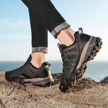 1雙男士戶外合成舒服的登山鞋,野營和遠足