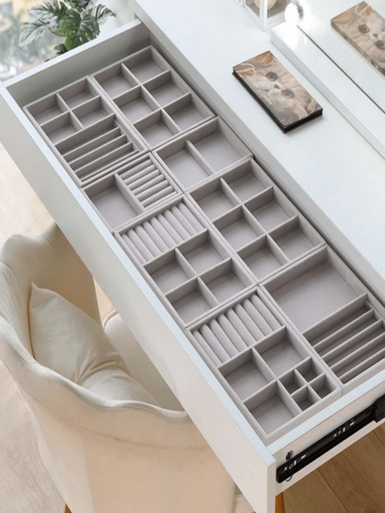 1pc Fashionable Jewelry Earring Ring Storage Tray - Grey - View 1