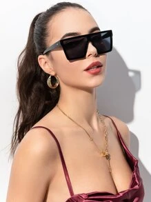 1pc Unisex Square Integrated Plastic Fashion Sunglasses Black Shades For Outdoor Activities Street Sunglasses Beach Sun Glasses Beach Accessories For Women Sun Glasses Sunglasses Shades Basics And Suit For Sweater Jeans Sweatpants Hoodie Jackets Dress And Long Sleeve Shirt Fashionable Shade Elegant Outfit Family Outings Travel Vacation Holiday For Summer Beach Vacation,Outdoor,Travel - 黑色 - 查看 1