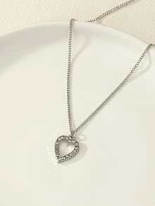 1入組簡約風&優雅鏤空水鑽裝飾心形吊墜項鍊在銀鋅合金,合適的適用於女性日常穿著