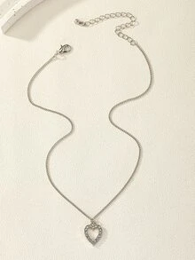 1入組簡約風&優雅鏤空水鑽裝飾心形吊墜項鍊在銀鋅合金,合適的適用於女性日常穿著