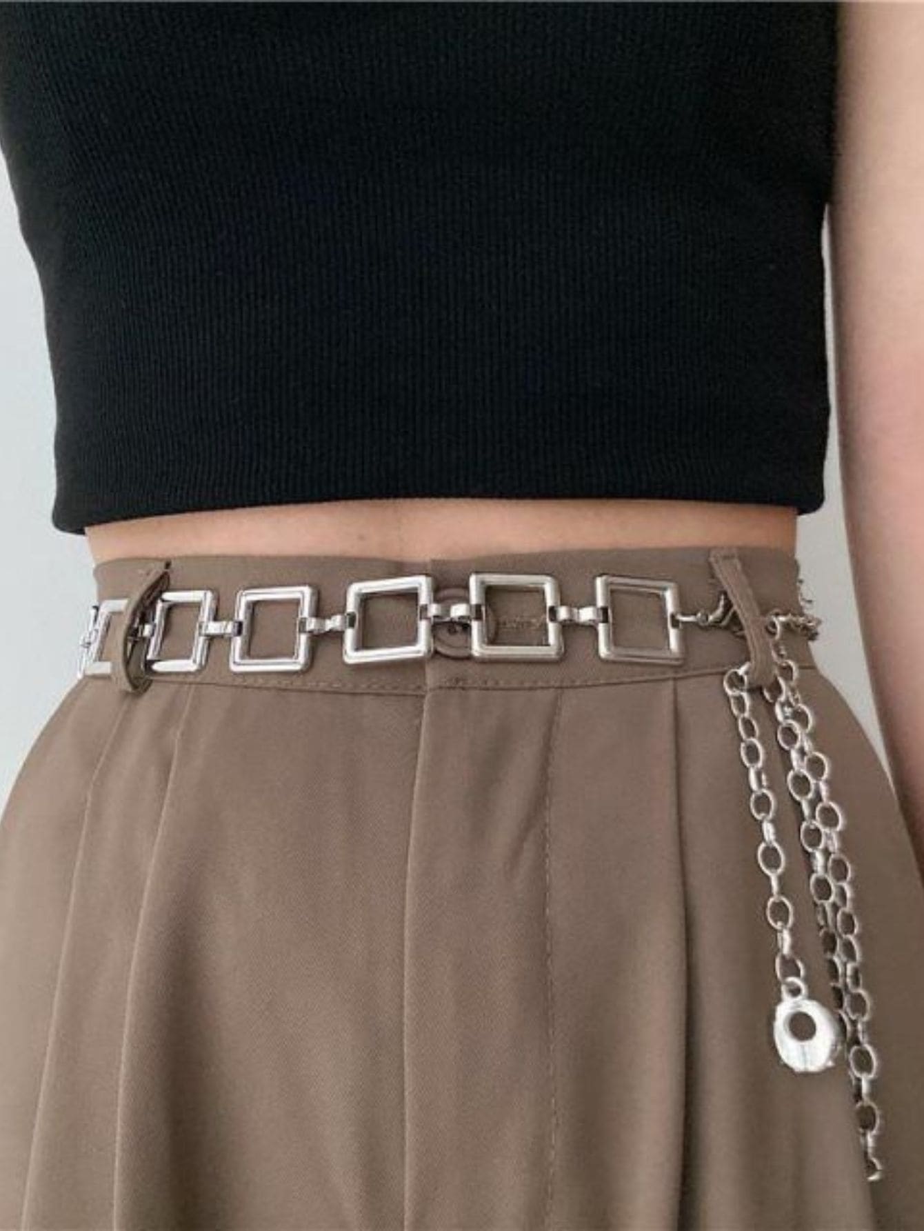 Cinto Feminino Corrente quadrado pequeno Moda Instagram Lançamento - Prata - Visão 1