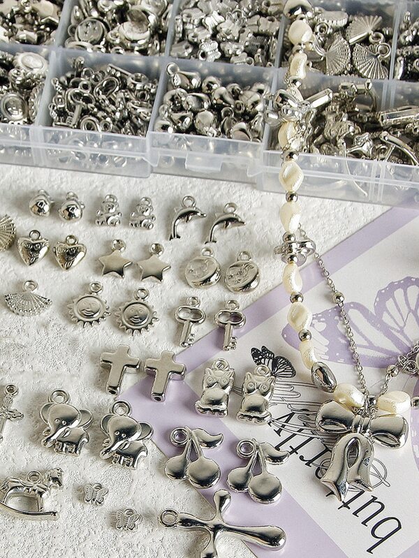 5pcs Multi-style Vintage Silver-color Necklace Pendant Set, Including Bear & Butterfly, Diy Bead Material For Making Bracelet