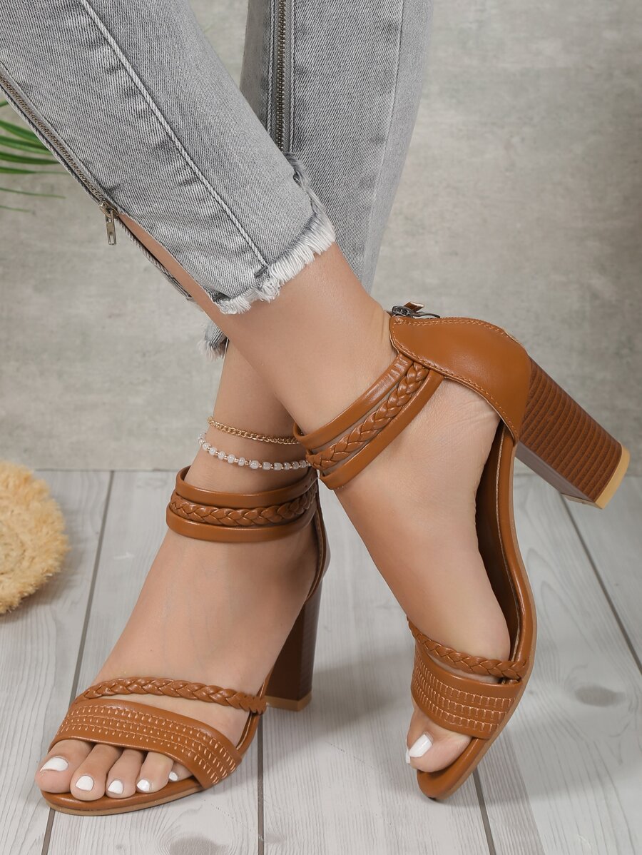Sandalias de tacón alto tejidas para mujer de tallas grandes, zapatos de tacón grueso casual con cremallera en la parte trasera, estilo romano - Café integral - Ver 1