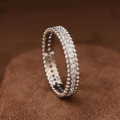 1pc Cubic Zirconia Encrusted Simple Halo Closed Ring, Fashionable For Daily Wear, Gatherings And Casual Occasions