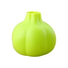 1pc Garlic Peeling Machine Creative RV Kitchen Silicone Soft Garlic Peeler Garlic Peeling Tool Simple And Convenient Kitchen Gadget, Kitchen Stuff Camping - Green - View 3