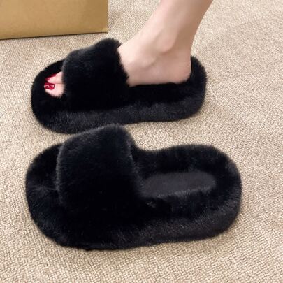 Women Flat Sandals Round Toe Black Strap Fluffy Slip-On Thick Bottom Indoor/Outdoor Versatile Fuzzy Slippers, Can Be Worn Year-Round