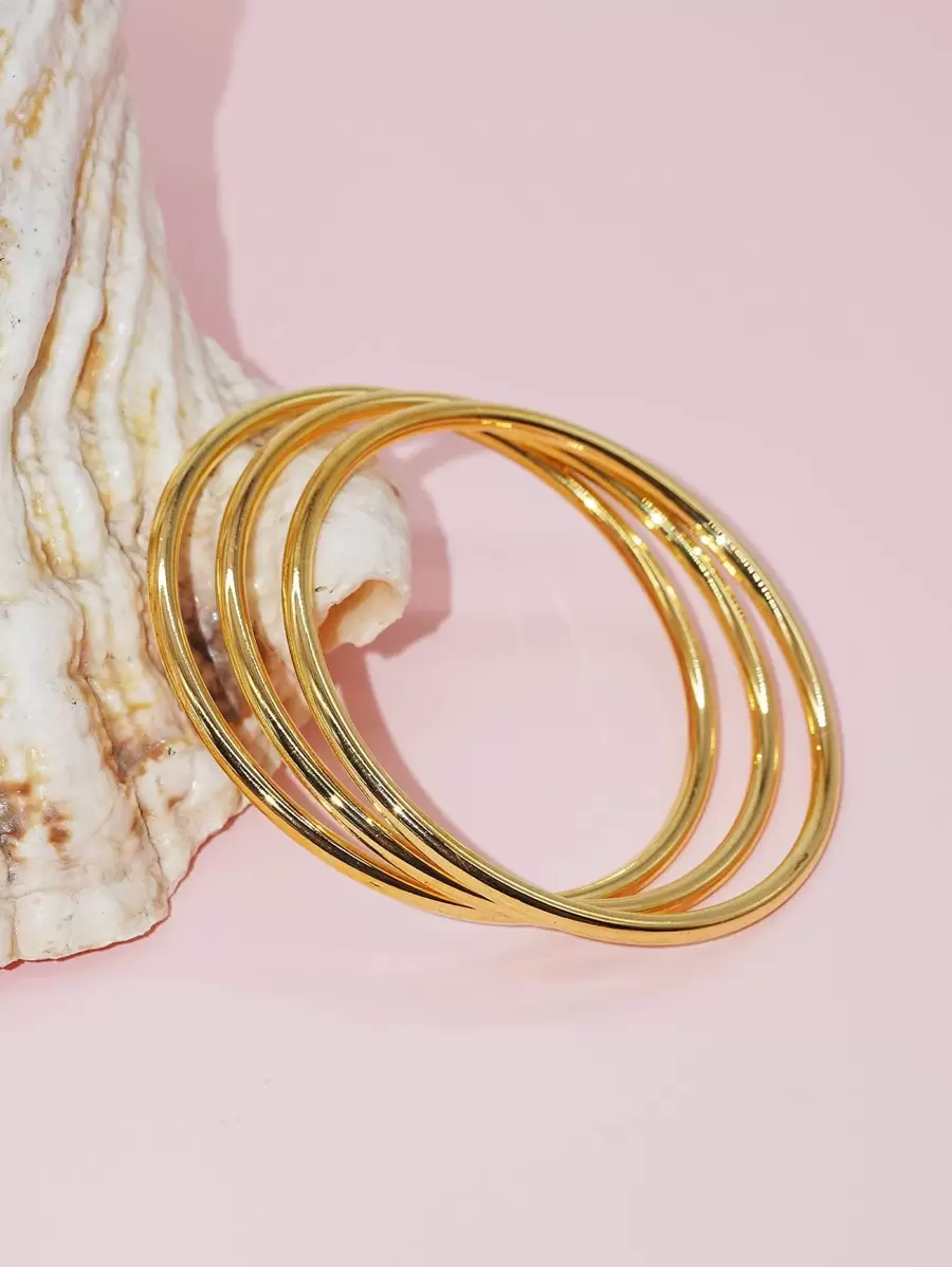 Solid Zinc Alloy Glossy Fashionable Bold Circle Open Bangle, Classic Accessory - Gold - View 1