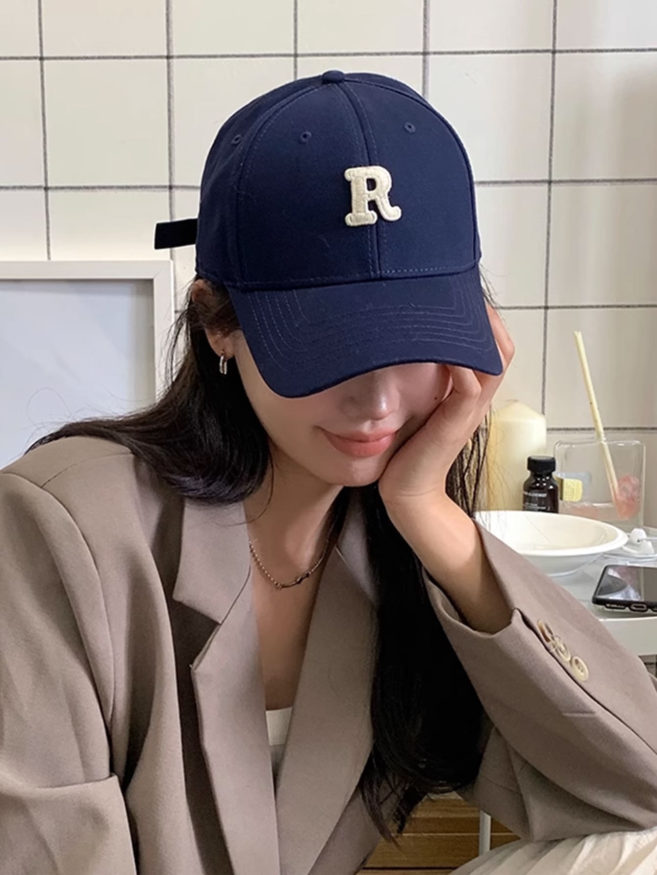 1pc Embroidery Couple's Casual Fashion Crimson Baseball Cap Street