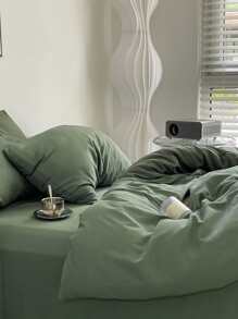 3pcs Green Soft & Comfortable Bedding Set (1 Duvet Cover + 2 Pillowcases), Suitable For Bedroom And Guest Room