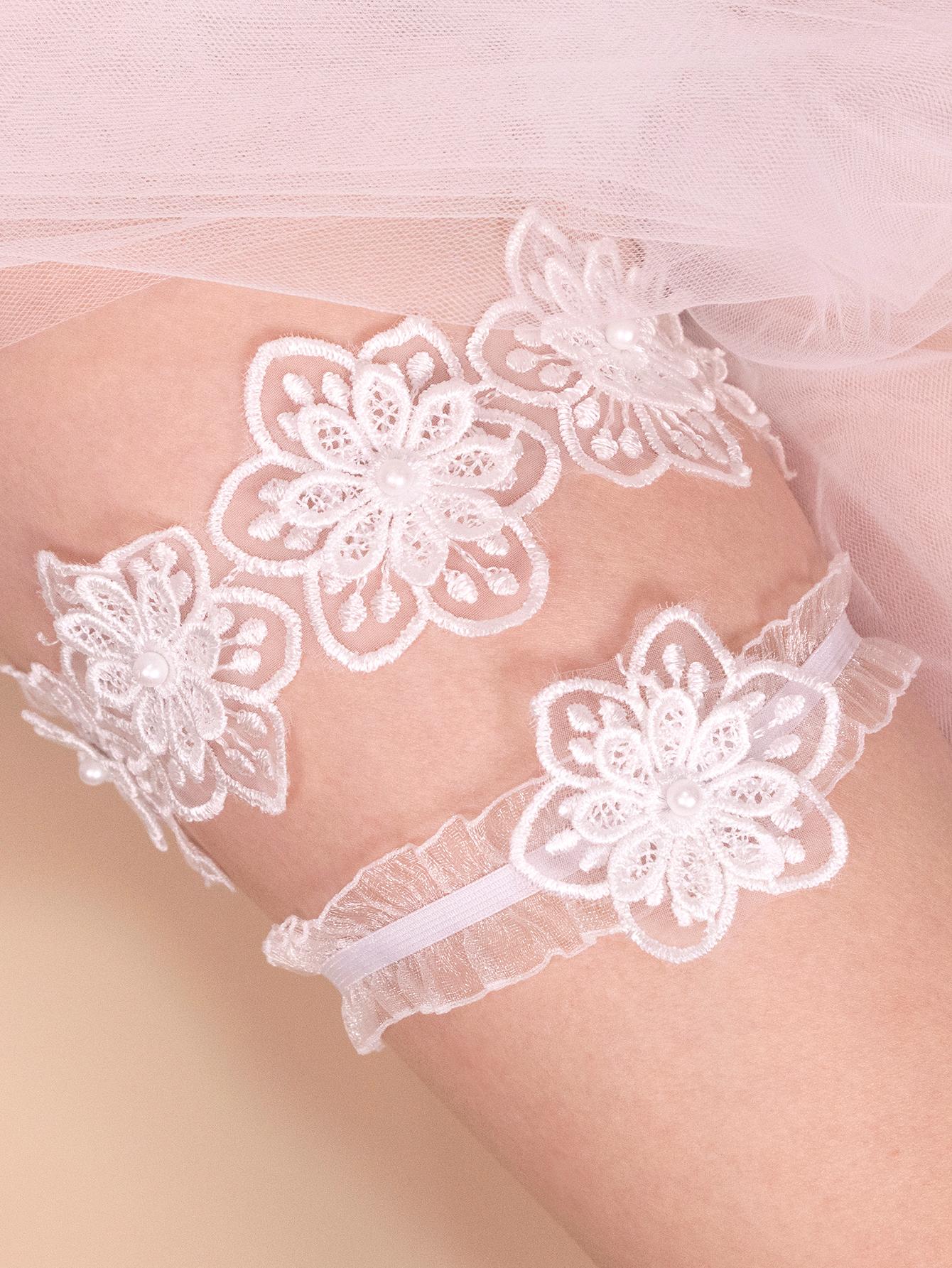 2 Pieces Wedding Garters Daisy Lace Bridal Garter Hand Sewn Faux Pearls
