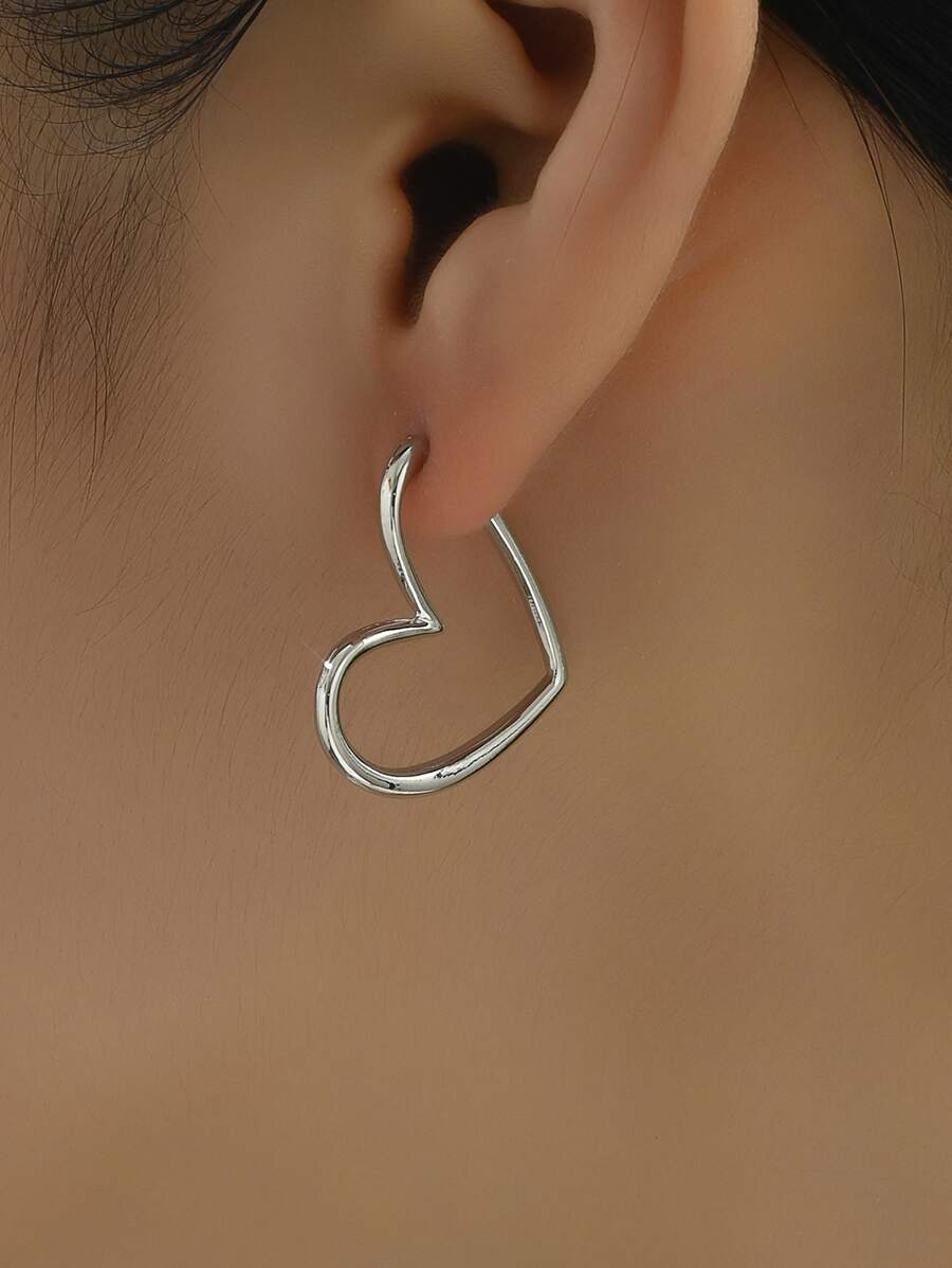 1 对时尚多色铁元素空心心形环状耳环，可爱百搭，适合日常休闲佩戴 - 銀色 - 查看 1