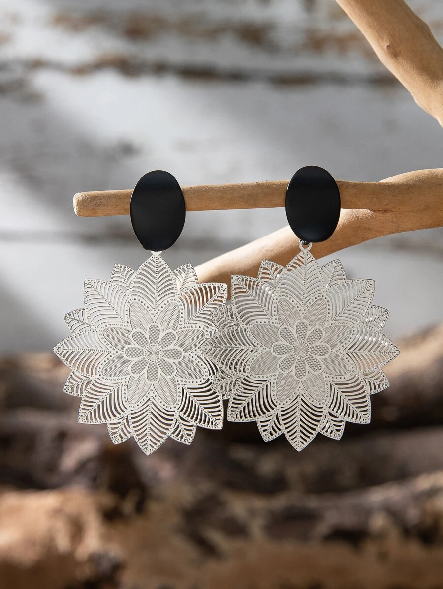 鏤空花朵設計耳環 - 彩色 - 查看 1