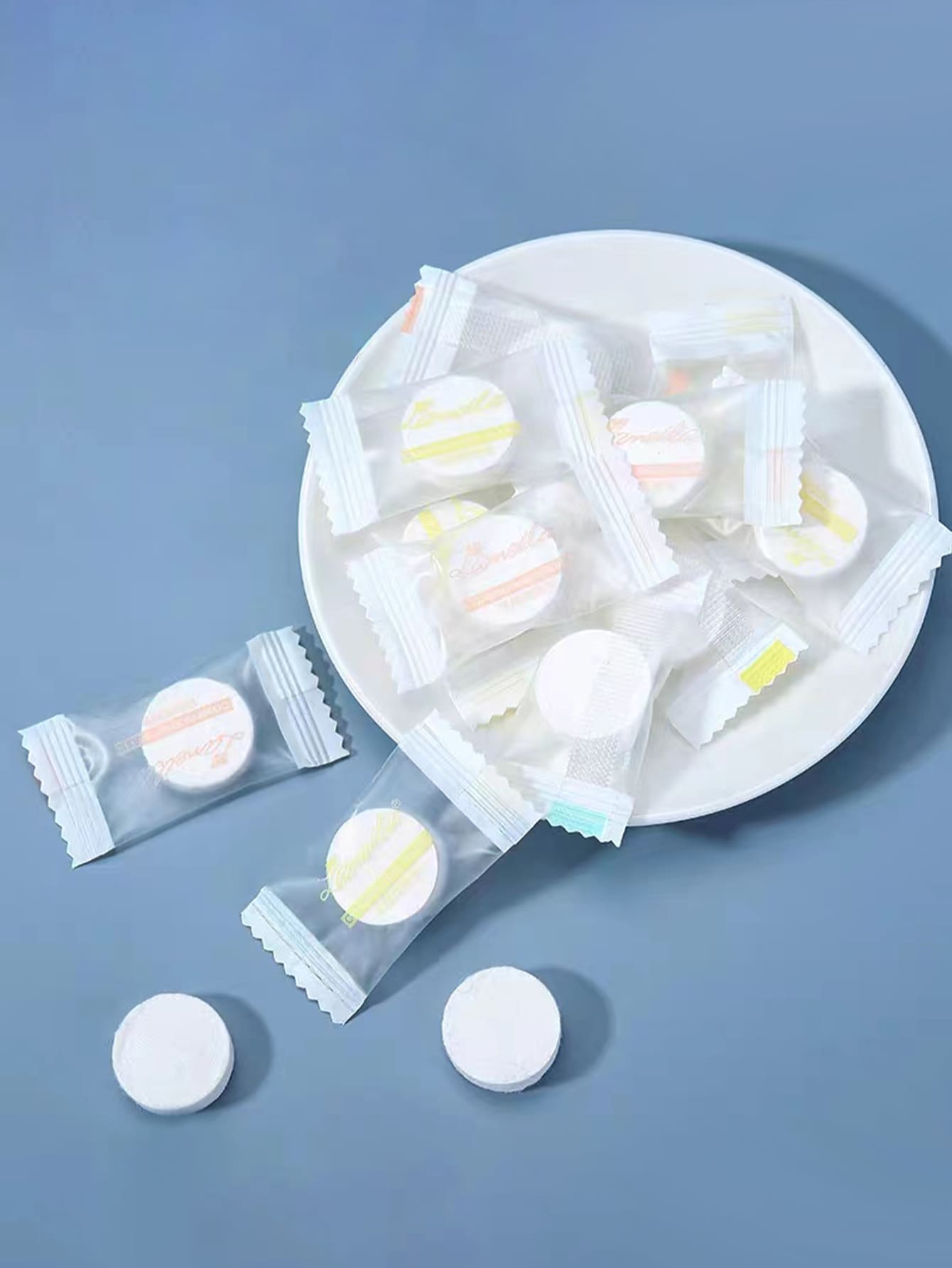 20pcs Flexible & Comfortable Compressed Facial Mask Tablets, Ideal For Travel - White - View 1