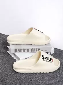 男士新款个性化字母印花时尚室内外沙滩水鞋，采用轻便透气的EVA材质，舒适百搭，适合日常休闲穿着。 - 米色 - 查看 5