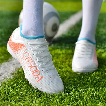 1pair New Style Sports Football Shoes For Men, Women, Students, And Teenagers, With Letter Print, Long Stud, Ideal For Training And Competition, Low-cut