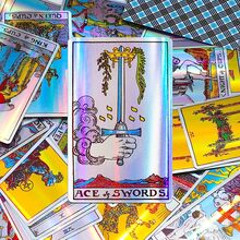 熱銷鐳射騎士78入組塔羅牌適用於占卜個人使用塔羅牌全英文版本適合女士女孩棋盤遊戲 - 香檳色 - 查看 2