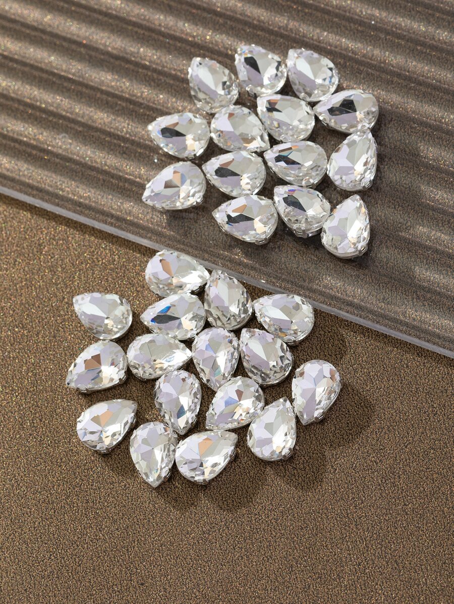 100 件 10*14 毫米水滴形手工缝制玻璃珠，不对称形状玻璃爪珠，服装鞋包配饰 - 白色 - 查看 1