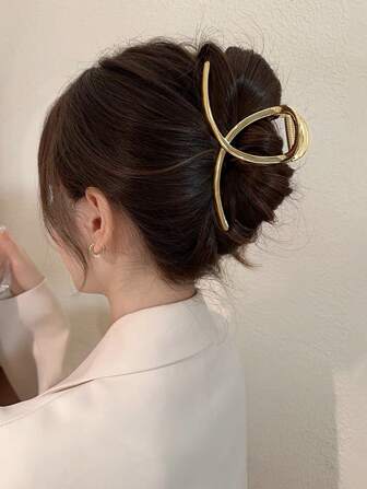 1 件金属光滑板发爪休闲款，金色头饰