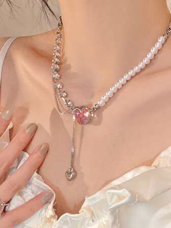 1條y2k風格粉色心形鑲嵌鑽石和人造珍珠吊墜項鍊,適用於度假、派對、約會、禮物、日常搭配