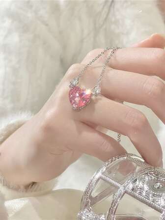 1入組時尚極簡風格粉色的心形墜飾項鍊適用於度假,派對,日期,禮品,和日常穿著