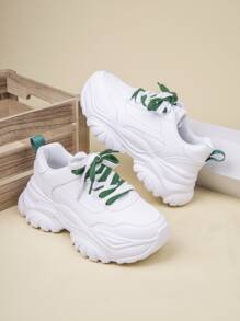 Chaussures épaisses à semelle épaisse pour l'automne et l'hiver, chaussures de sport simples à lacets avant, hauteur augmentée