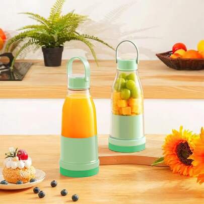 1pc Rechargeable Portable Blender Handheld Juice Cup, Simple Plastic Handheld Juice Bottle For Household