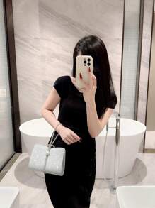 月夜傍曉包女士晚宴手提包，裝飾有人造珍珠和鑽石手提包，閃亮的鑽石手柄閃閃發光的方形包，高級小型晚宴包，宴會包適合青少年女性、女性、名流、白領女性等，適合婚禮、生日禮物、招待會、職場等。