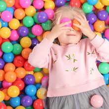 50 Peças/100 Peças Bolas Coloridas de Piscina de Bolinhas para Bebês, Crianças, Bolas Macias para Festas de Aniversário, Eventos, Jogos de Playground, Piscina - 5,6 cm - Multicolorido - Visão 6