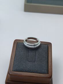 925銀三重環戒指,女性理想的結婚週年紀念、情人節、聖誕節、派對和情侶禮物。閃閃發亮和奢華的戒指,非常適合顯示纖長的手指。原始設計的女性戒指,婚禮訂婚新娘珠寶 - 銀色 - 查看 9