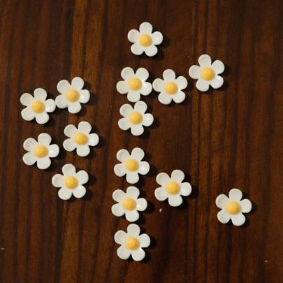 15入組白色雛菊形狀派對桌子裝飾用品花