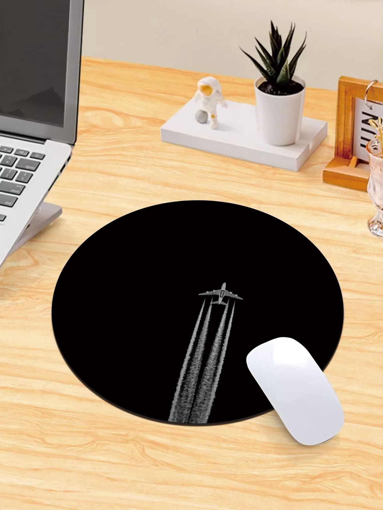 1 Miếng Đen Máy bay Hình dạng Tròn Cao su Miếng lót chuột , Thích hợp Đối với Tất cả - Nhiều màu - Xem 1