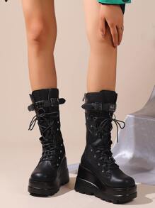 Stylish Thick-Soled Platform Boots With Rivets