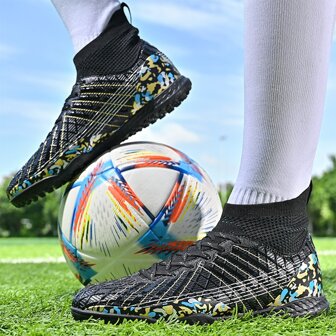 高筒足球鞋,適合運動場地,男士款