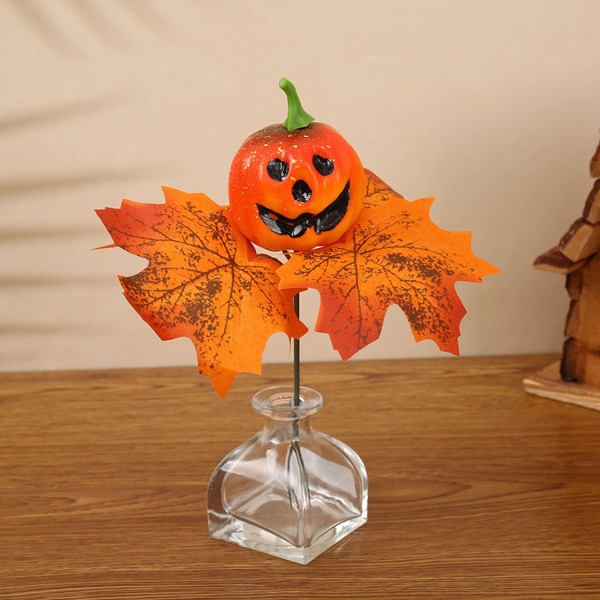 Couronne artificielle d'automne en feuille d'érable - 1 pièce décoration de feuilles d'érable, de crânes et de citrouilles pour Thanksgiving et Halloween, décoration de bouquet de feuille d'automne