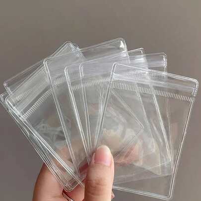 20/40/100 túi khóa kéo bằng nhựa PVC trong suốt chống oxy hóa cao cấp, túi nhựa cỡ 46 lý tưởng để đựng đồ trang sức, nhẫn, hoa tai và phụ kiện, bao gồm 2 hộp đựng đồ để bàn thời trang, hộp đựng đồ để bàn đa năng lý tưởng cho du lịch ngoài trời, đồ dùng cần thiết cho năm học mới, hoàn hảo để làm quà tặng ngày lễ, Giáng sinh, Lễ tạ ơn, Năm mới và Lễ tình nhân