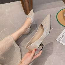 女士新款春秋高跟鞋，法式尖头低帮粗跟水钻鞋，适合所有场合 - 杏色 - 查看 3