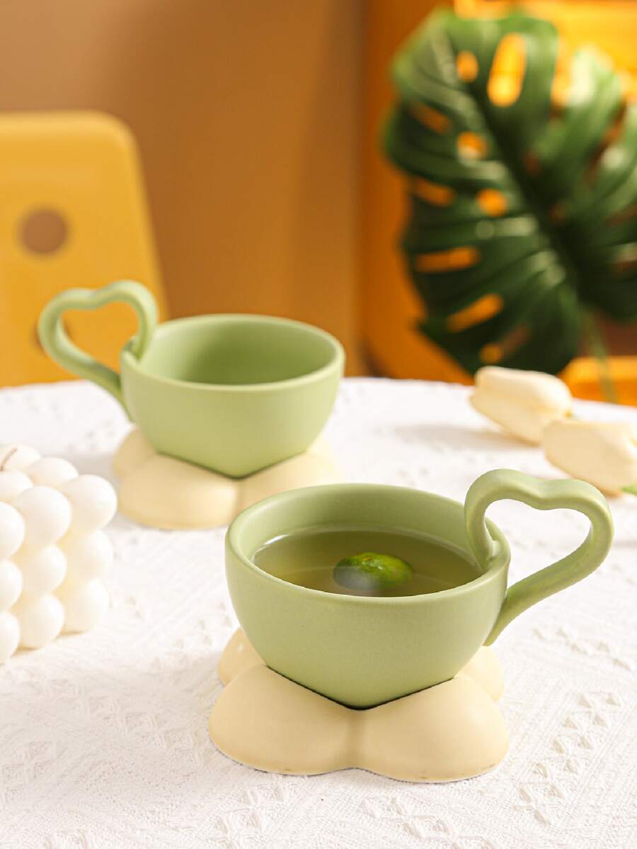 创意咖啡杯碟套装，可爱陶瓷杯，极具吸引力，适合咖啡和酸奶早餐