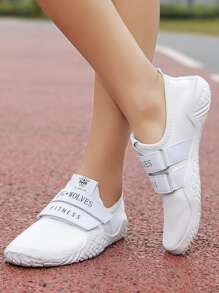 防滑室內健身鞋適合男人及女人,合適的適用於跳繩,有氧運動,,軟底運動鞋帶降噪適用於家庭健身房