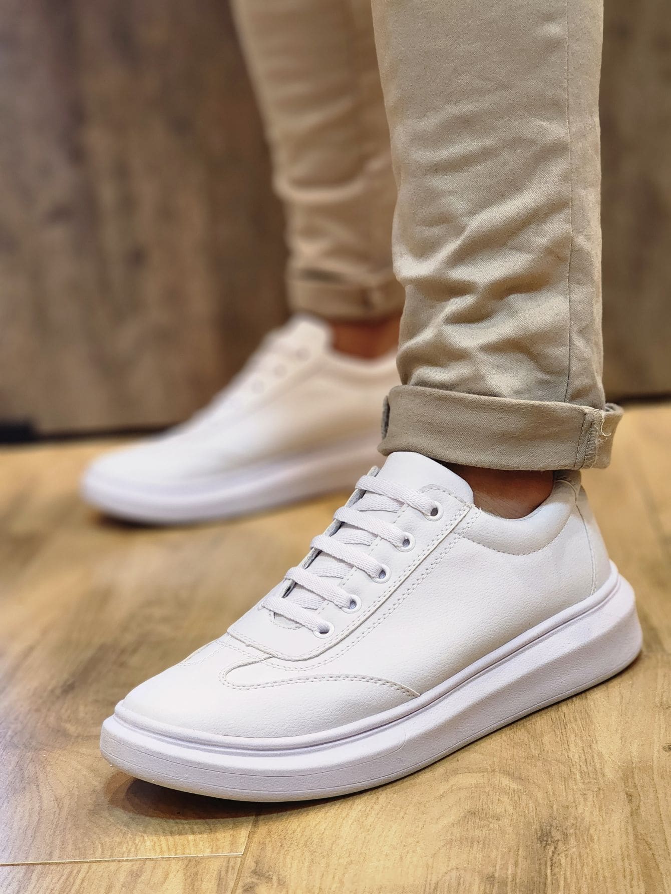 Men Sneakers - 白色 - 查看 1