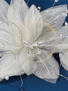 Linda tiara de noiva com detalhes decorativos. Acessórios para o Dia dos Namorados. - Bege - Ver 7