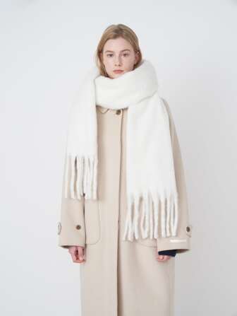 1 件女士纯色休闲涤纶围巾，适合秋冬季户外、通勤、日常穿着